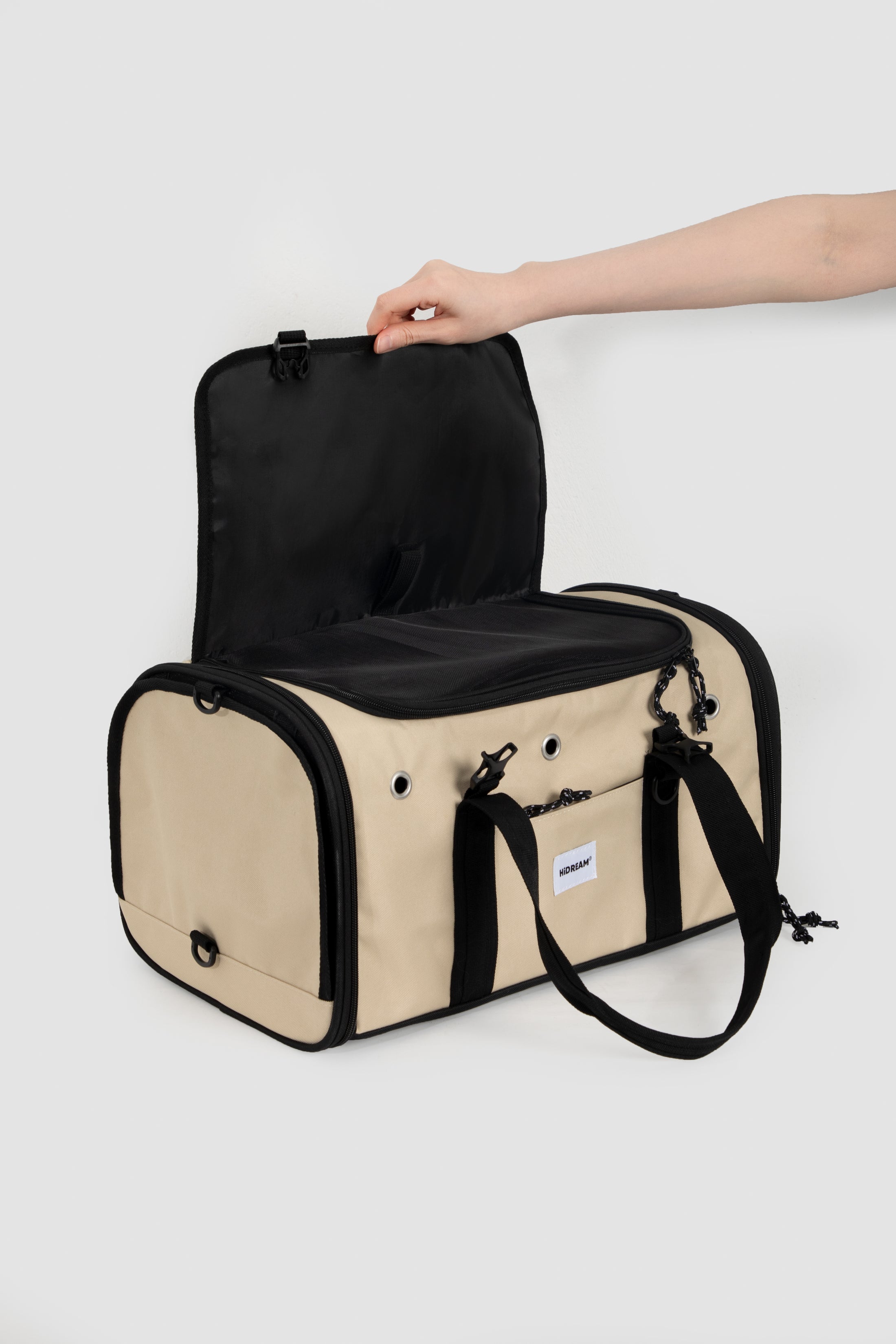 AirPaw Cabin Carrier